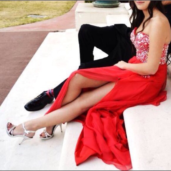 Red Prom Dress❤️ - Picture 2 of 4